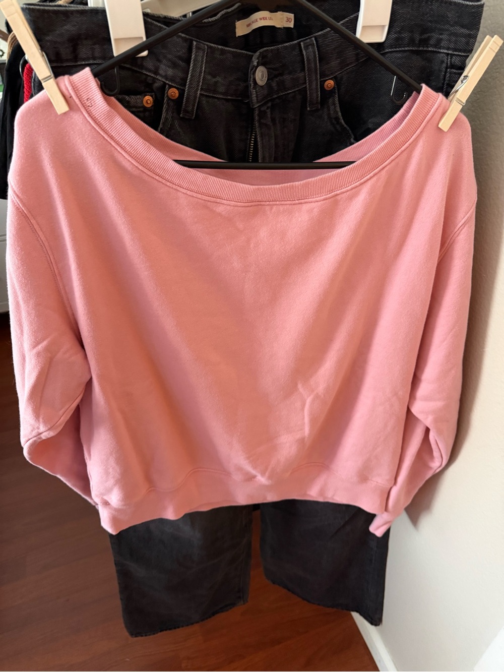 Spiritual Gangster Pink Off-Shoulder Sweatshirt size medium